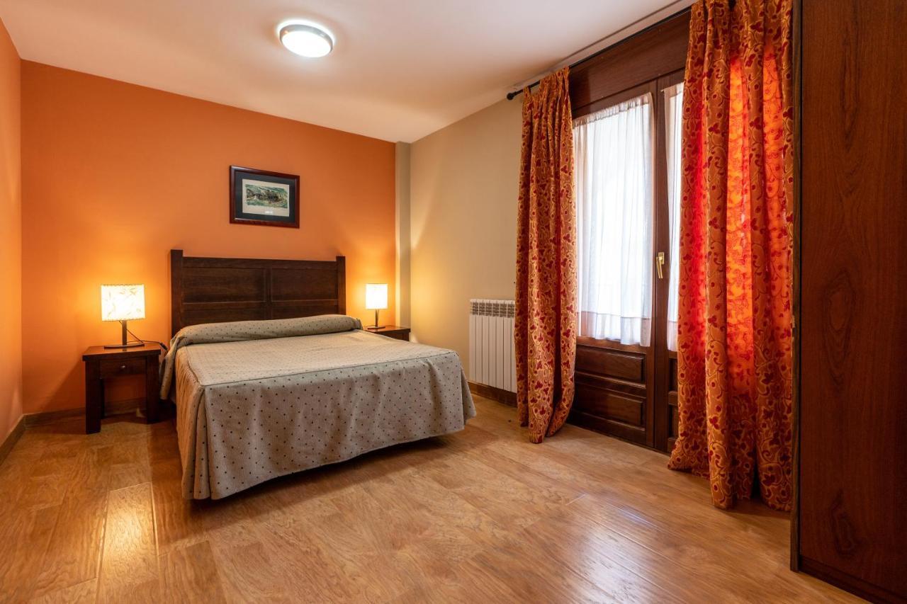 Apartamentos La Trufa Negra Mora de Rubielos Dış mekan fotoğraf